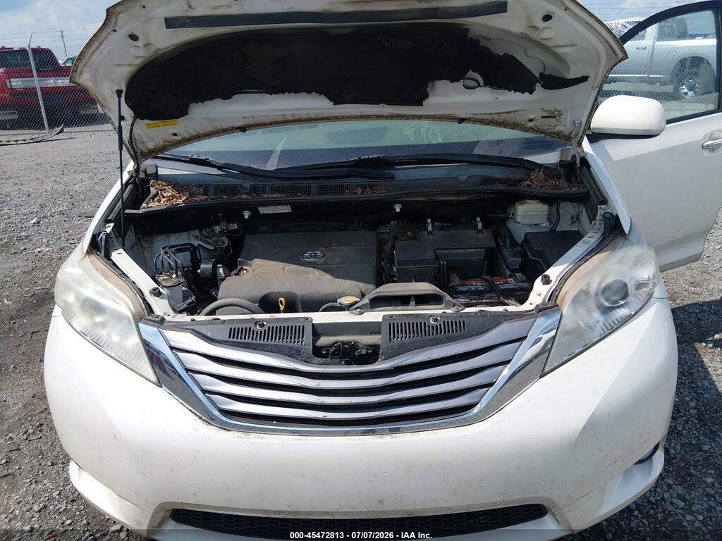 5TDYK3DC2FS683795 2015 TOYOTA SIENNA photo no. 10