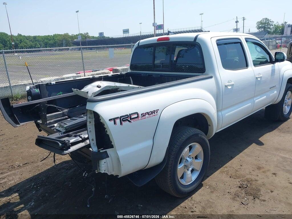 5TFLU4EN4FX132627 2015 TOYOTA TACOMA photo no. 4