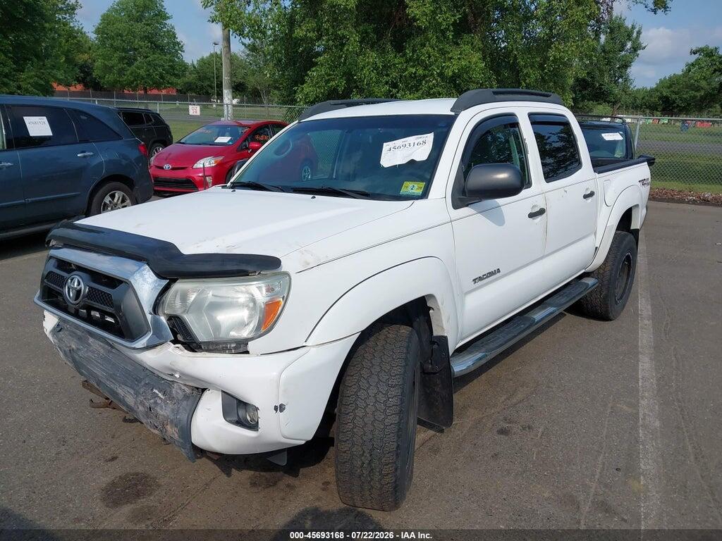 3TMLU4ENXFM166027 2015 TOYOTA TACOMA photo no. 2