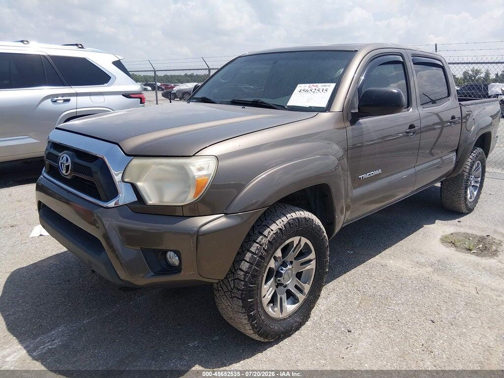 5TFLU4EN2FX132125 2015 TOYOTA TACOMA photo no. 2
