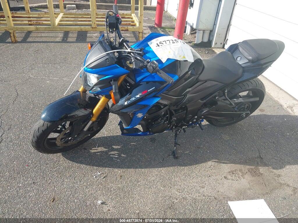 JS1C533B1J2101044 2018 SUZUKI GSX-S750 photo no. 9