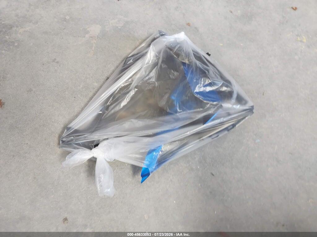 JS1GR7MA6J2101172 2018 SUZUKI GSX-R750 photo no. 12