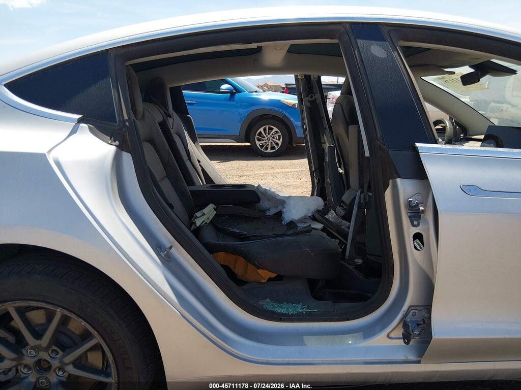 5YJ3E1EA2JF060709 2018 TESLA MODEL 3 photo no. 8