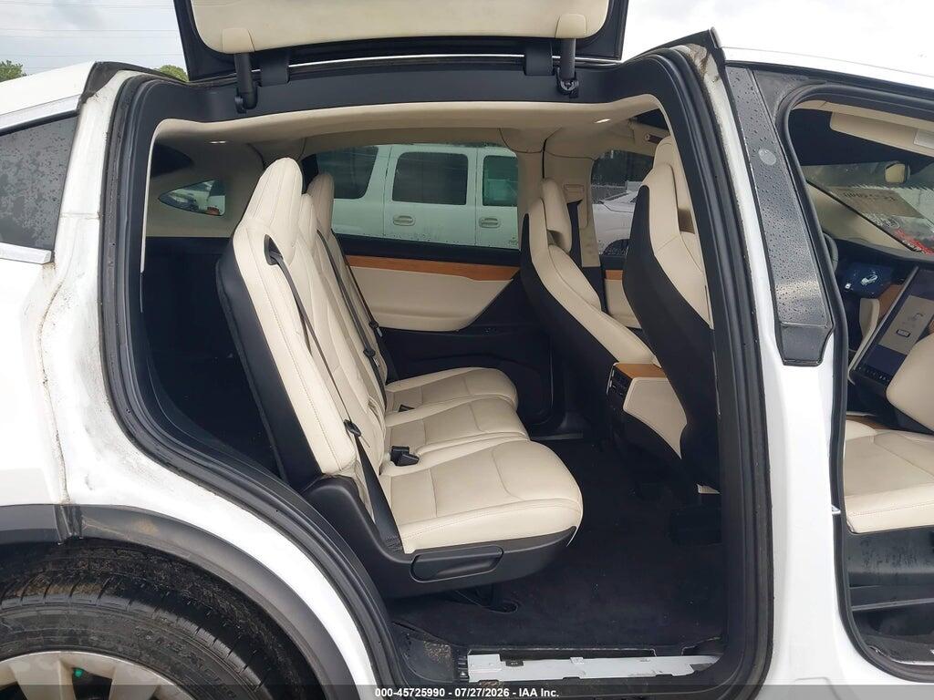 5YJXCDE20JF141306 2018 TESLA MODEL X photo no. 8