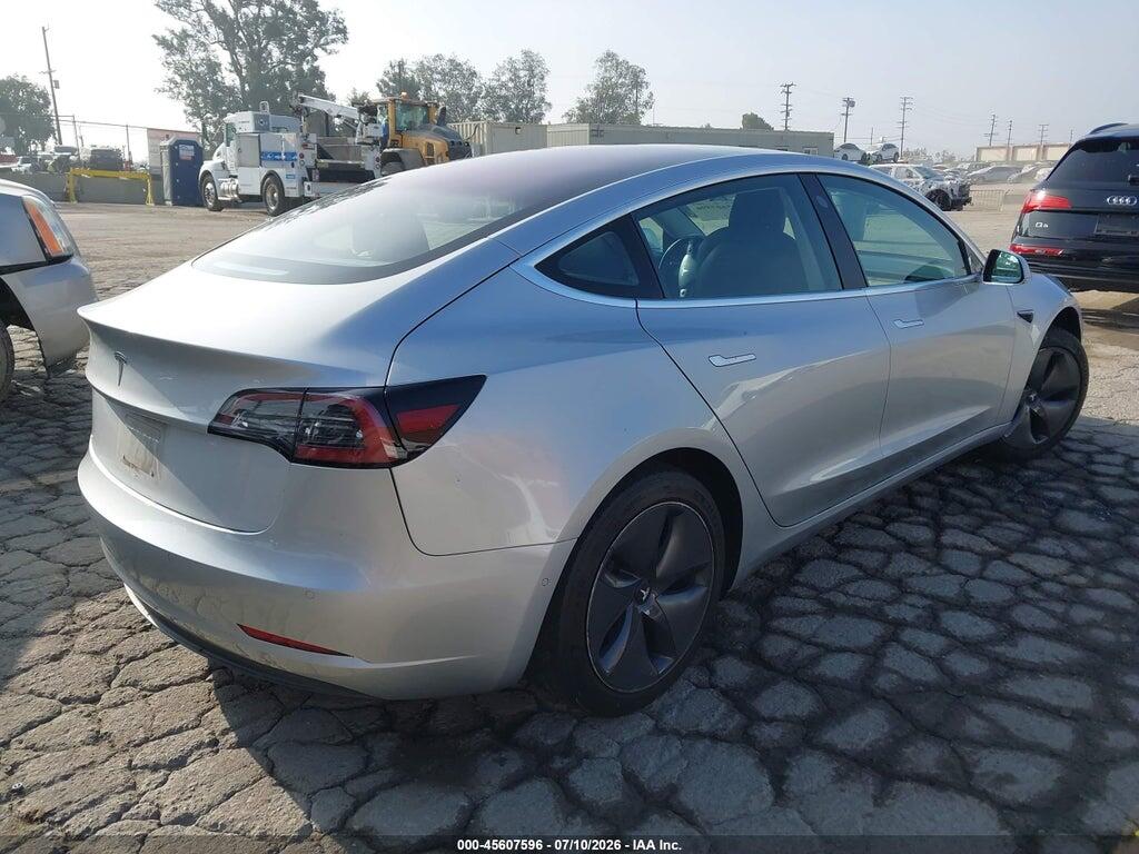 5YJ3E1EAXJF044015 2018 TESLA MODEL 3 photo no. 4