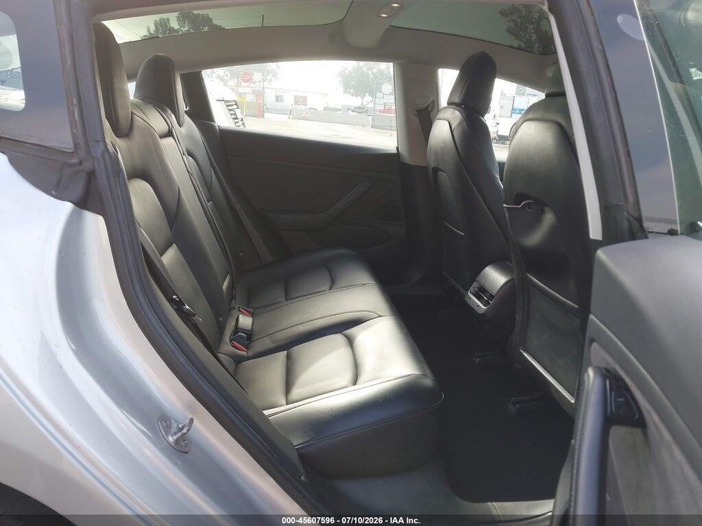 5YJ3E1EAXJF044015 2018 TESLA MODEL 3 photo no. 8