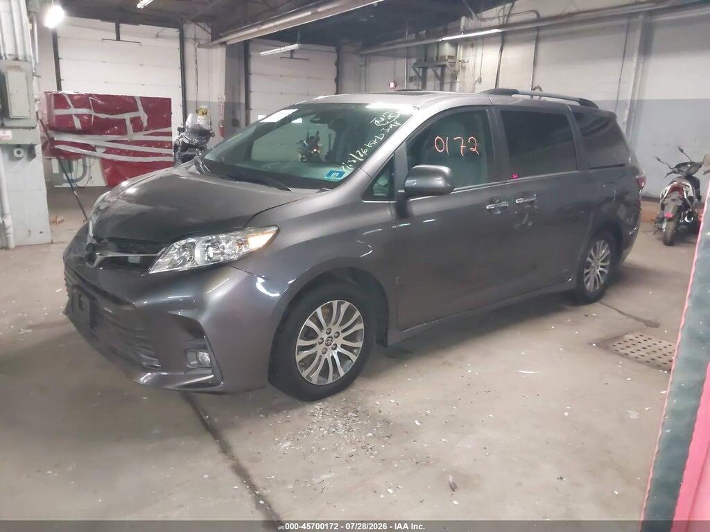 5TDYZ3DC8LS088005 2020 TOYOTA SIENNA photo no. 2