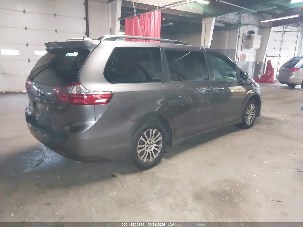 5TDYZ3DC8LS088005 2020 TOYOTA SIENNA photo no. 4