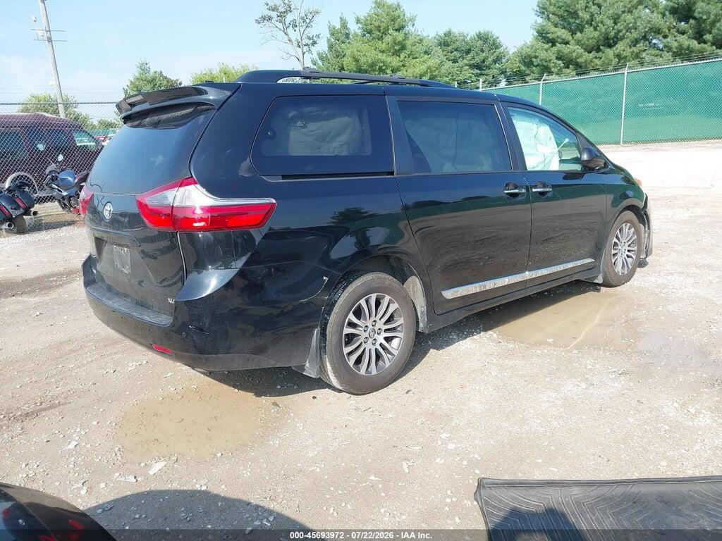 5TDYZ3DCXLS033748 2020 TOYOTA SIENNA photo no. 4