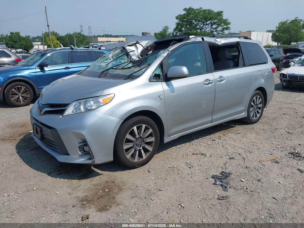 5TDDZ3DC0LS248795 2020 TOYOTA SIENNA photo no. 2