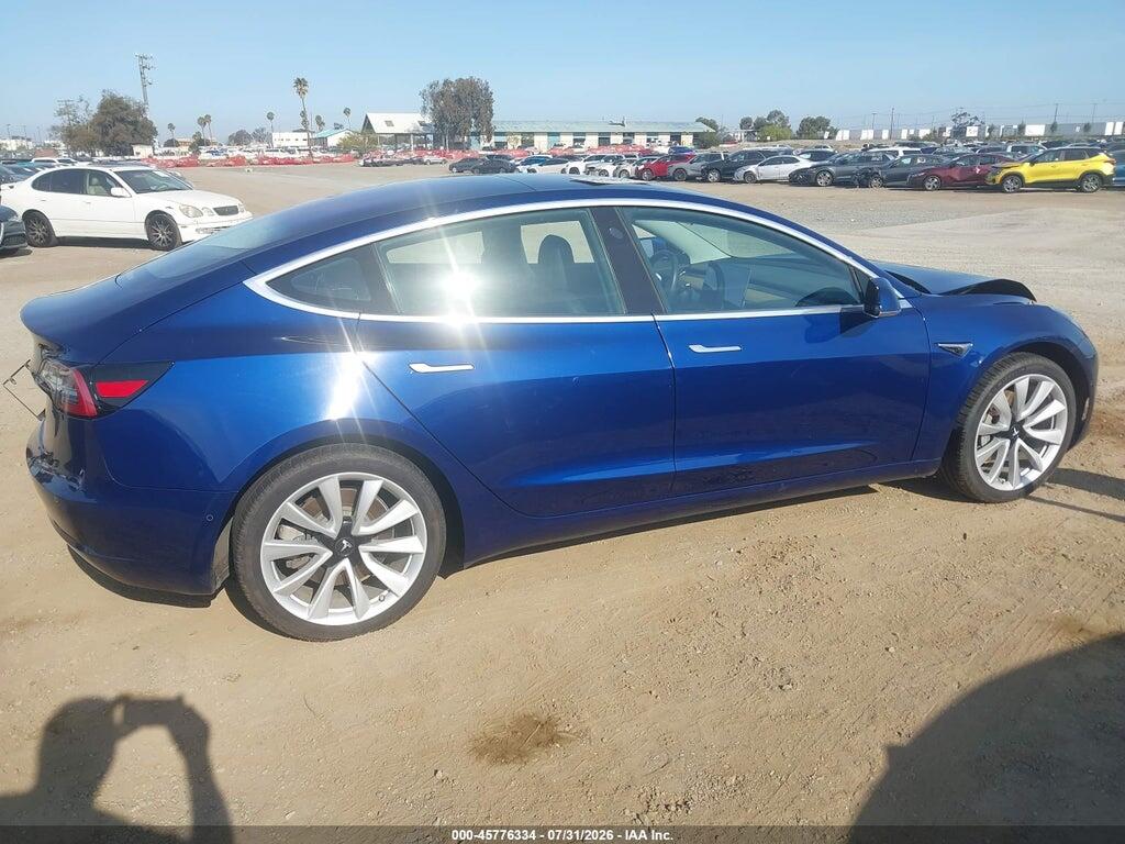 5YJ3E1EA9JF020403 2018 TESLA MODEL 3 photo no. 11