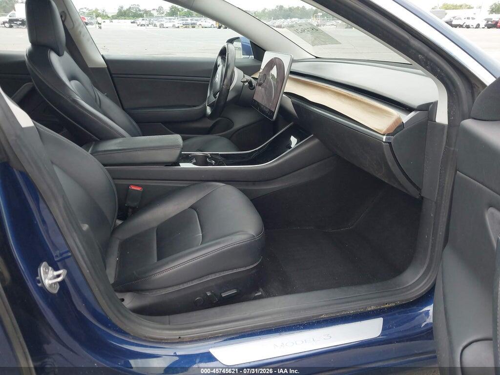 5YJ3E1EA5JF118313 2018 TESLA MODEL 3 photo no. 5