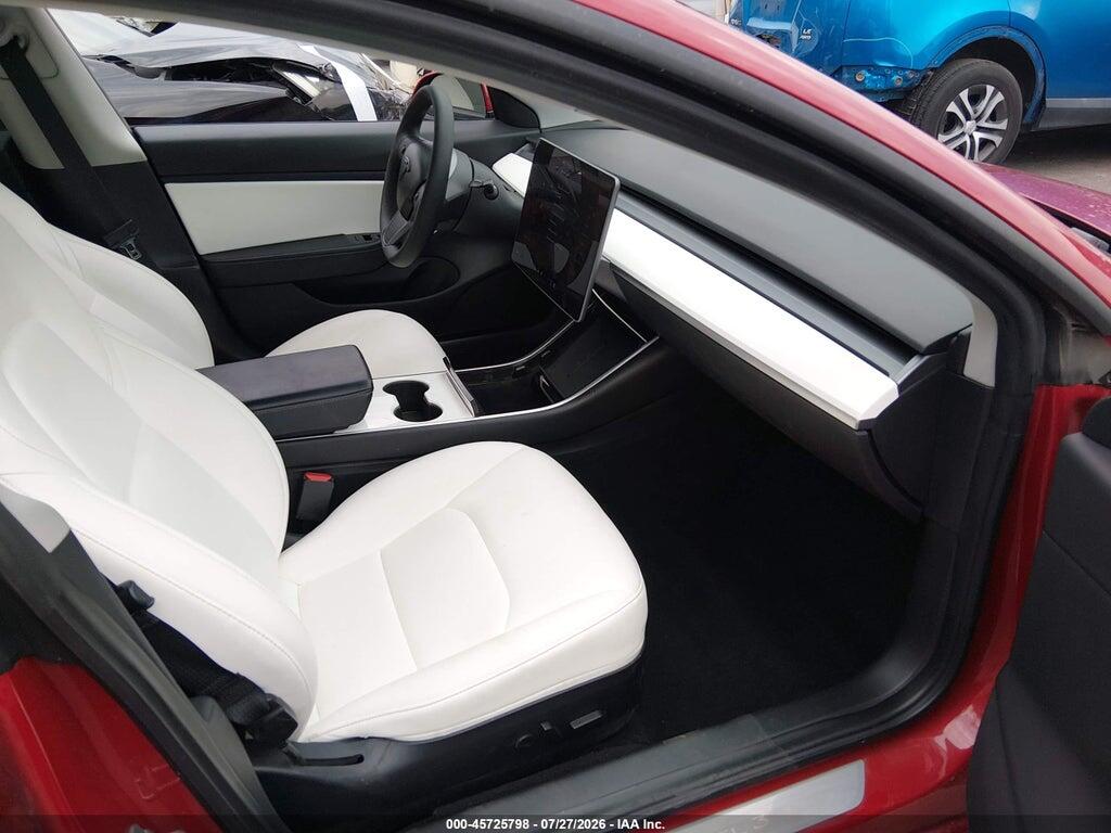 5YJ3E1EB8JF135261 2018 TESLA MODEL 3 photo no. 5