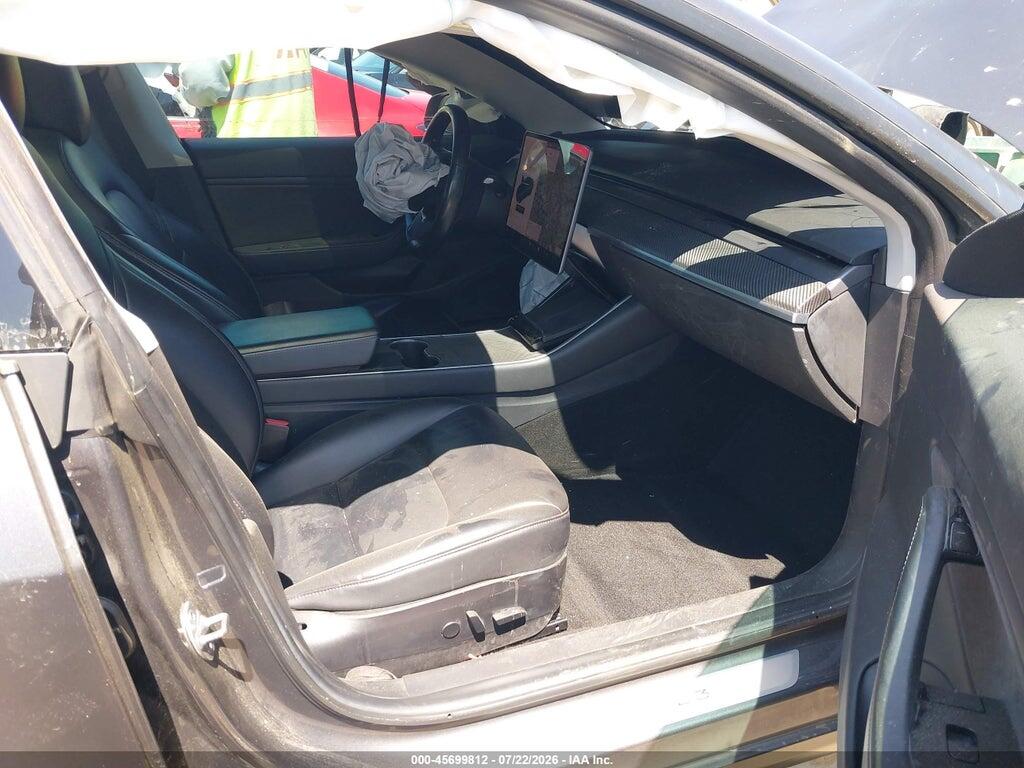 5YJ3E1EA7JF025700 2018 TESLA MODEL 3 photo no. 5