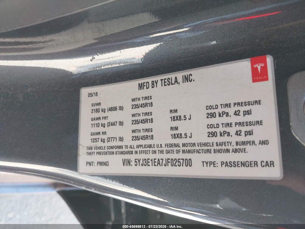 5YJ3E1EA7JF025700 2018 TESLA MODEL 3 photo no. 9