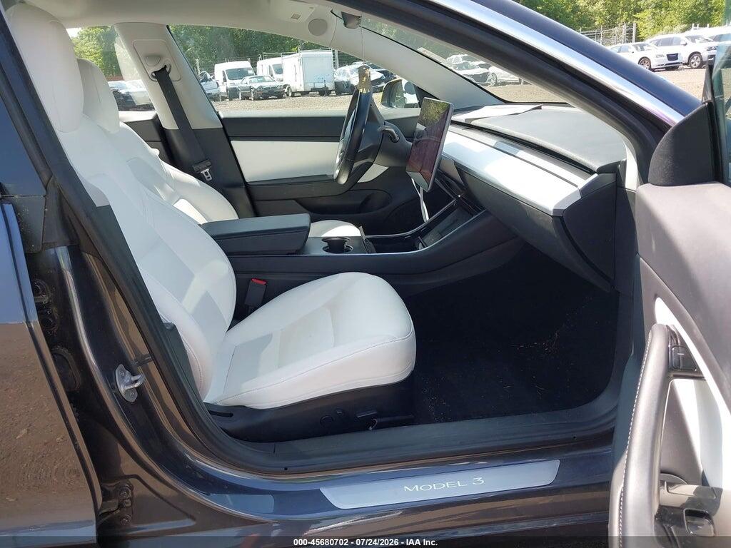 5YJ3E1EB7JF079930 2018 TESLA MODEL 3 photo no. 5