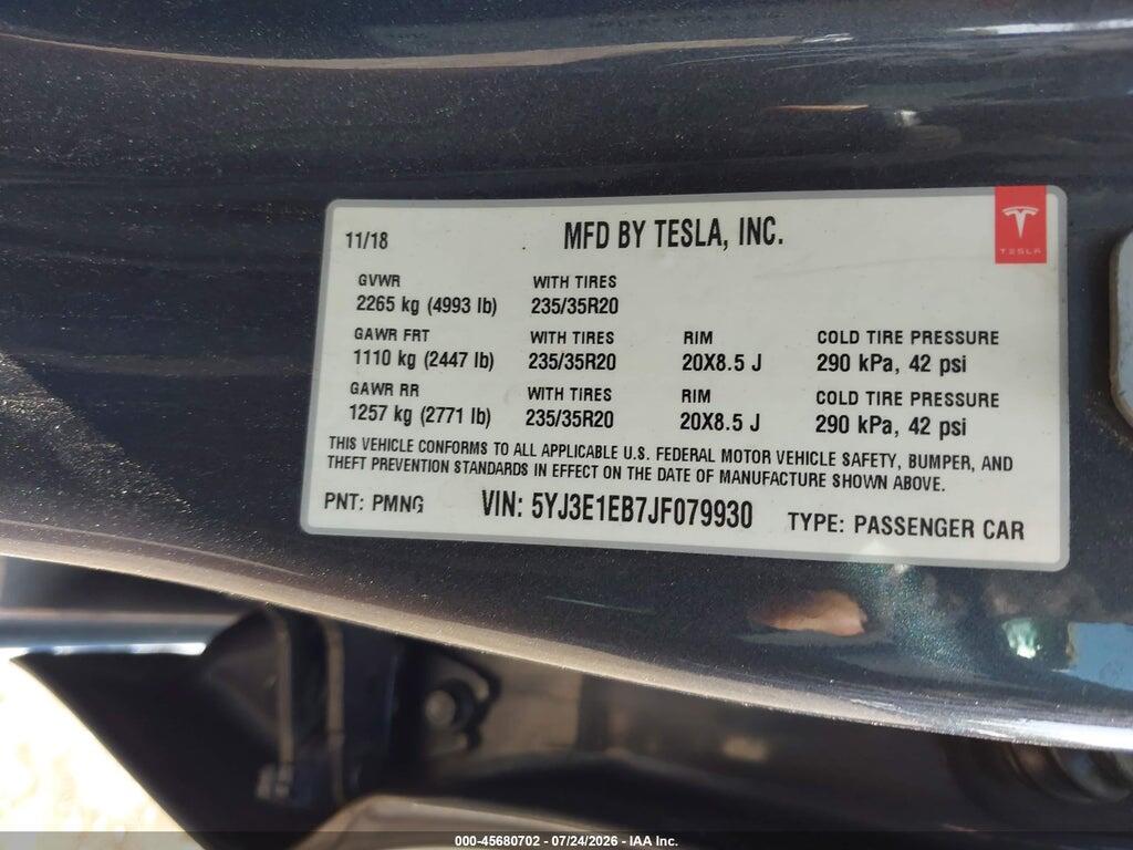 5YJ3E1EB7JF079930 2018 TESLA MODEL 3 photo no. 9