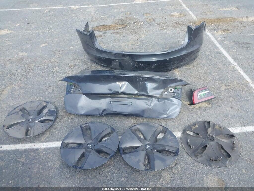 5YJ3E1EA2JF158459 2018 TESLA MODEL 3 photo no. 12