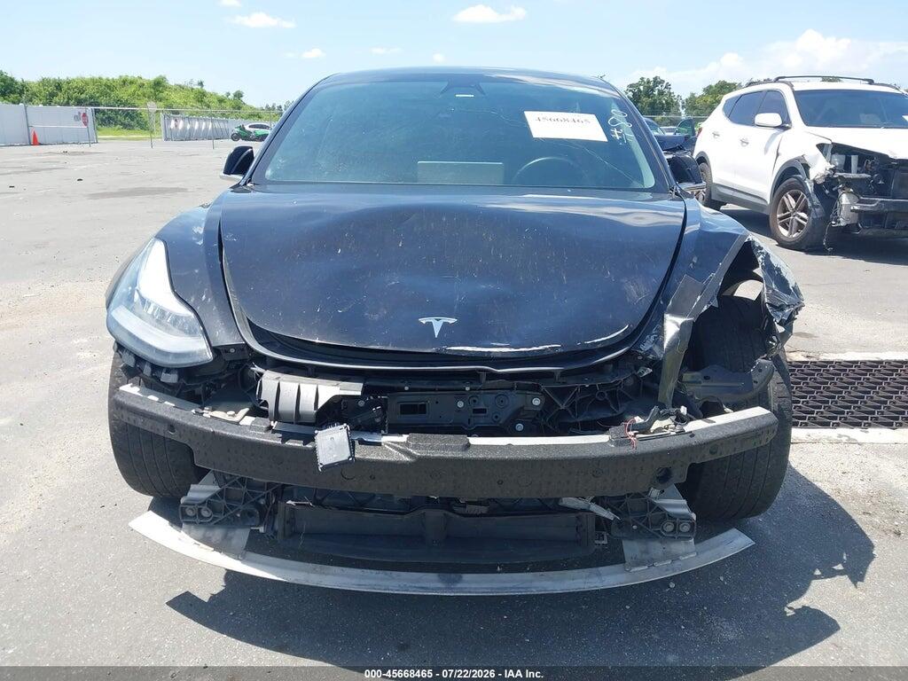 5YJ3E1EA0JF157231 2018 TESLA MODEL 3 photo no. 12