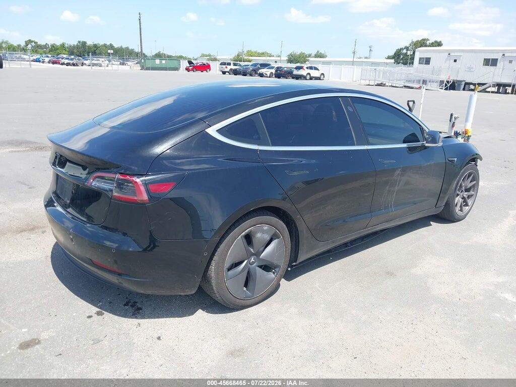 5YJ3E1EA0JF157231 2018 TESLA MODEL 3 photo no. 4