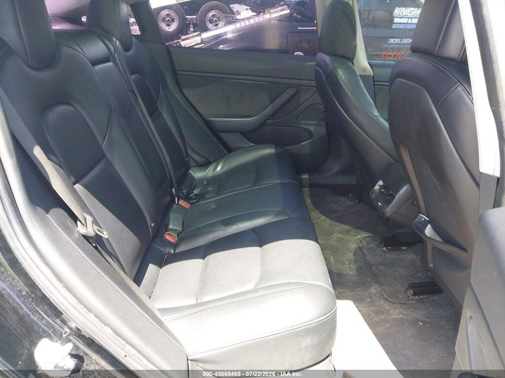 5YJ3E1EA0JF157231 2018 TESLA MODEL 3 photo no. 8