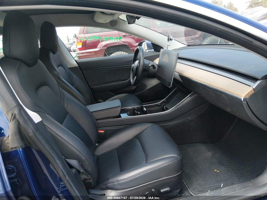 5YJ3E1EA4JF033382 2018 TESLA MODEL 3 photo no. 5