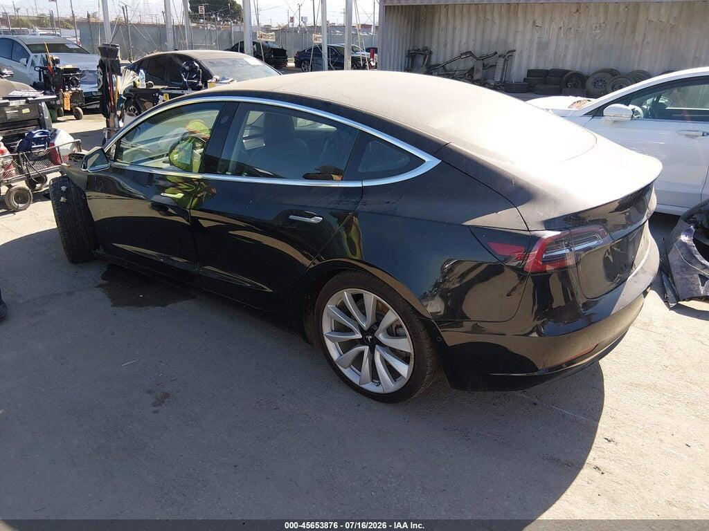 5YJ3E1EA4JF075860 2018 TESLA MODEL 3 photo no. 3