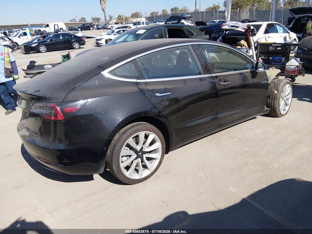 5YJ3E1EA4JF075860 2018 TESLA MODEL 3 photo no. 4