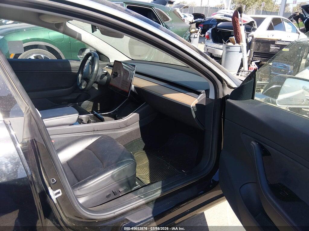 5YJ3E1EA4JF075860 2018 TESLA MODEL 3 photo no. 5