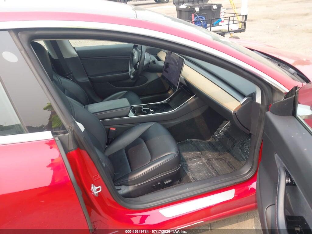5YJ3E1EA6JF122970 2018 TESLA MODEL 3 photo no. 5