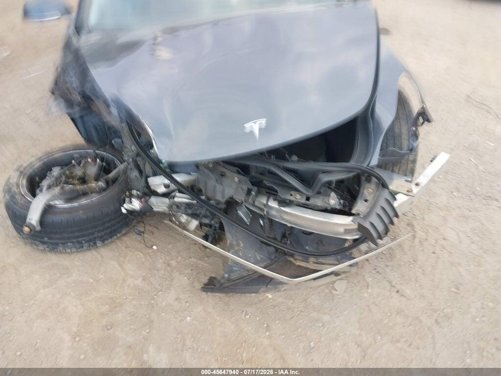 5YJ3E1EB6JF119463 2018 TESLA MODEL 3 photo no. 10