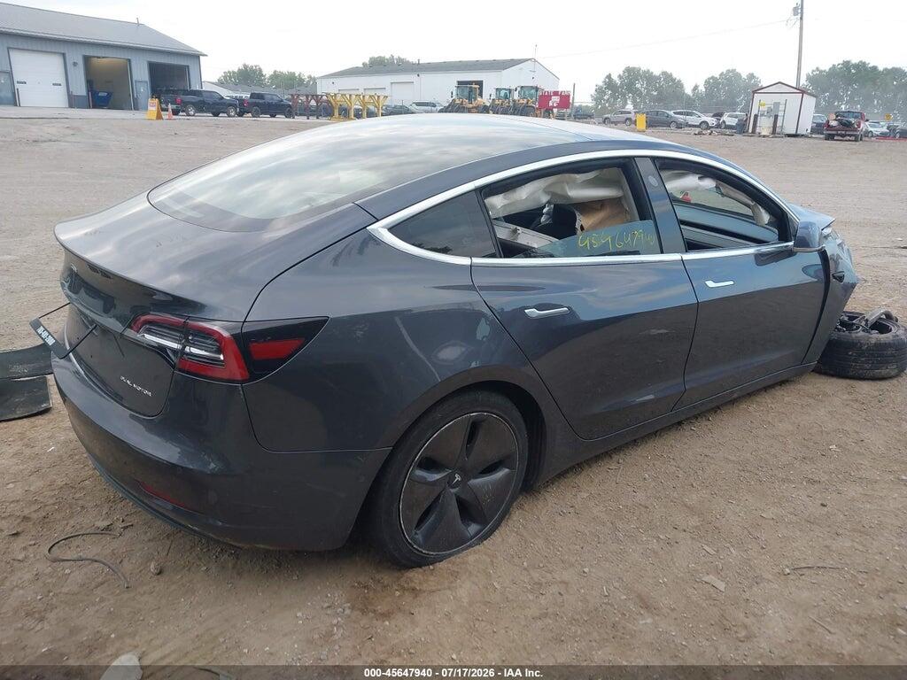 5YJ3E1EB6JF119463 2018 TESLA MODEL 3 photo no. 4