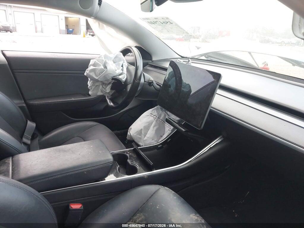 5YJ3E1EB6JF119463 2018 TESLA MODEL 3 photo no. 5