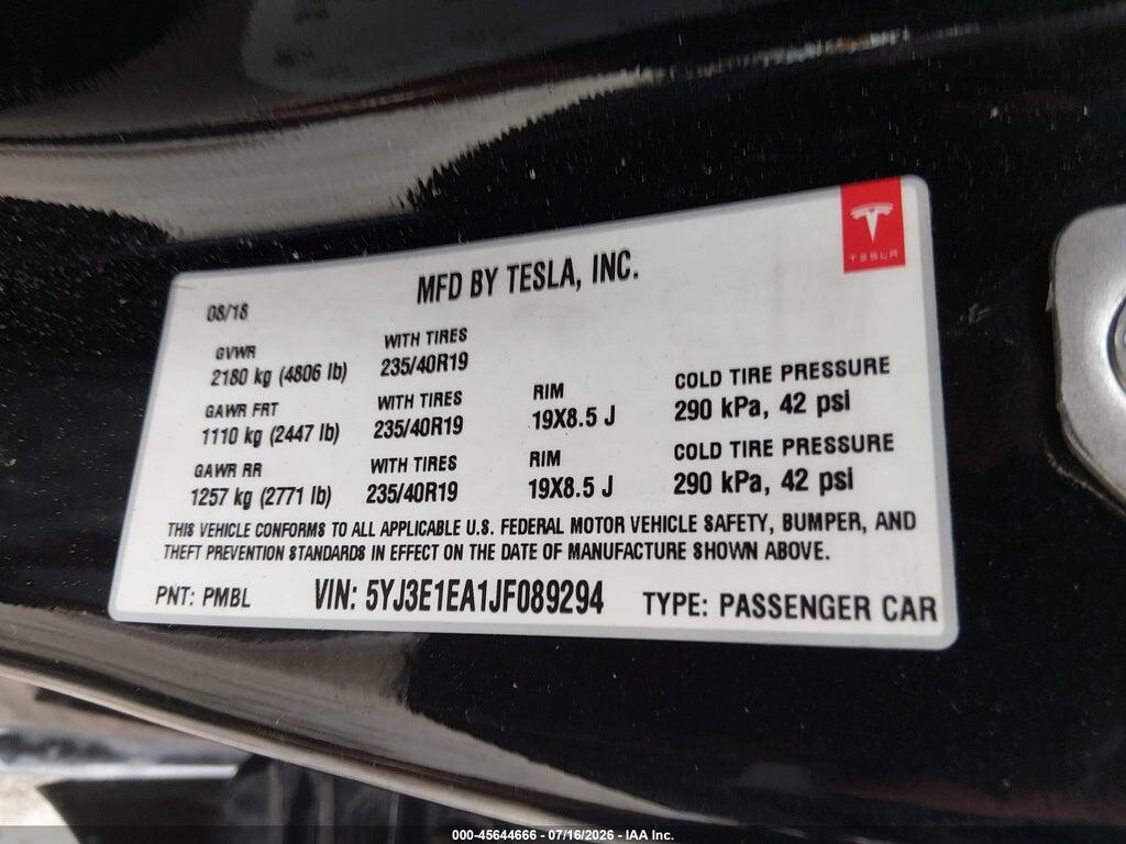 5YJ3E1EA1JF089294 2018 TESLA MODEL 3 photo no. 9