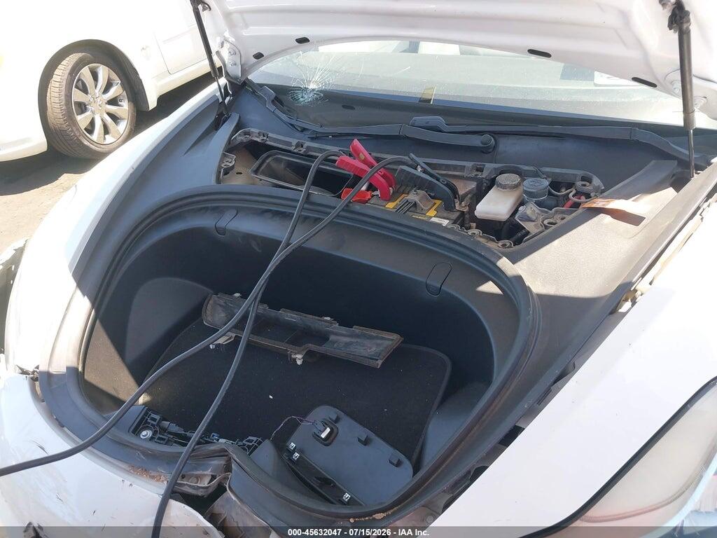 5YJ3E1EB7JF074646 2018 TESLA MODEL 3 photo no. 10