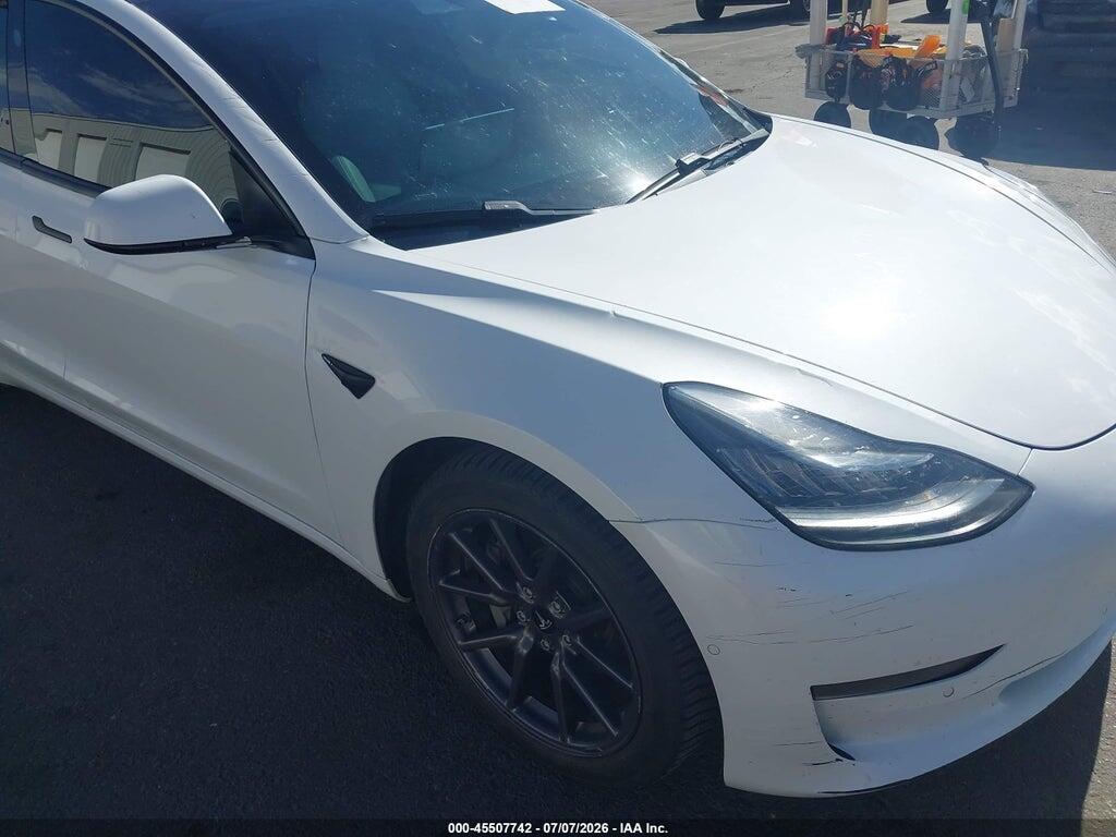 5YJ3E1EB9JF100065 2018 TESLA MODEL 3 photo no. 6