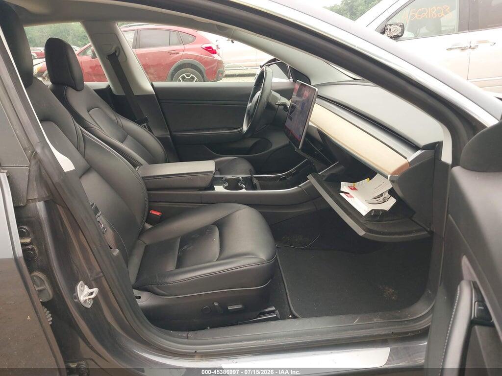 5YJ3E1EB4JF113998 2018 TESLA MODEL 3 photo no. 5