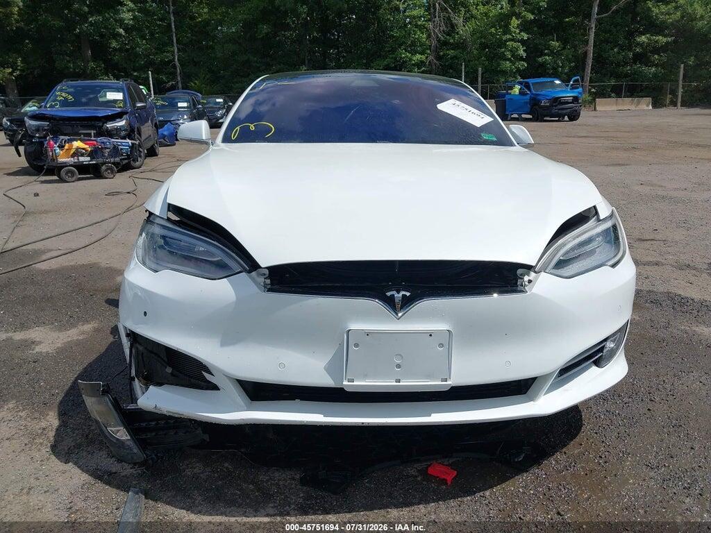5YJSA1E2XJF296718 2018 TESLA MODEL S photo no. 11