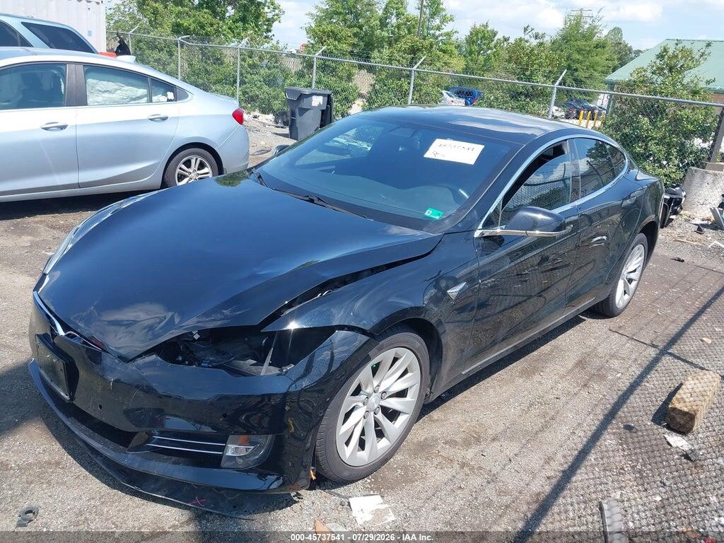 5YJSA1E22JF257492 2018 TESLA MODEL S photo no. 2