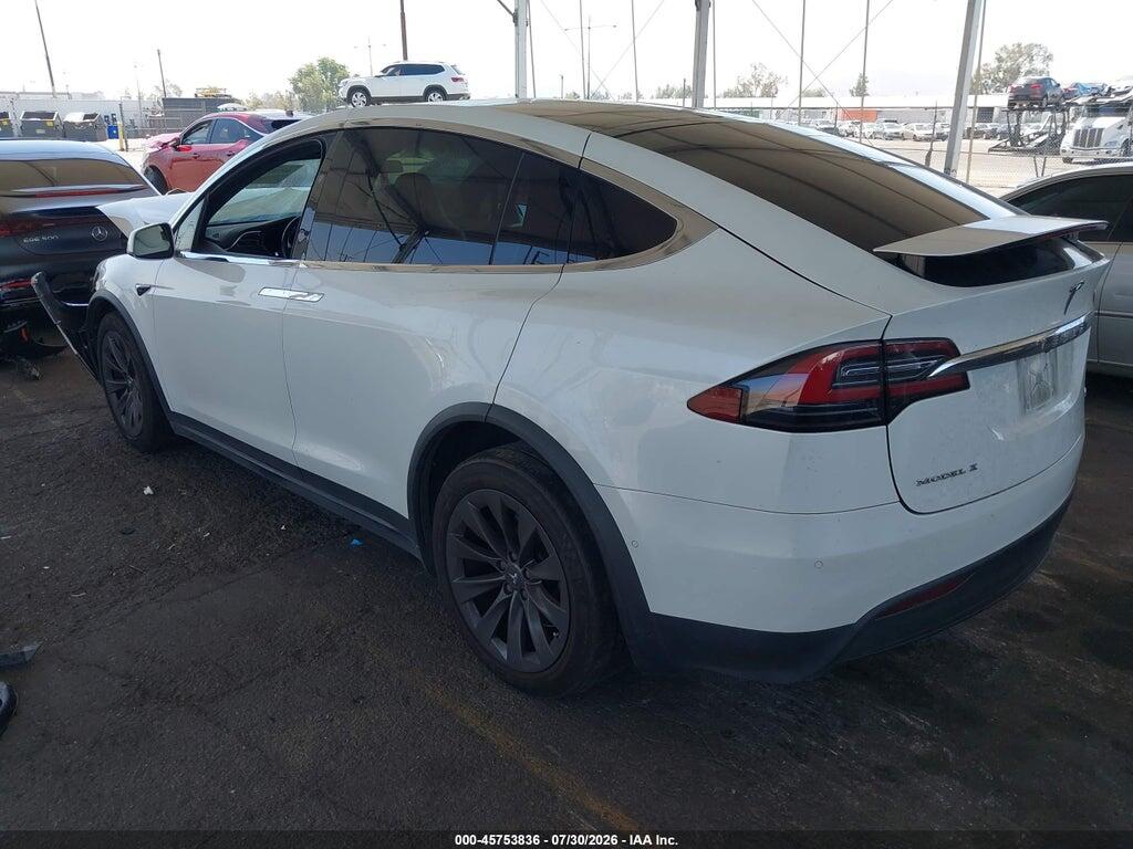 5YJXCBE20JF090796 2018 TESLA MODEL X photo no. 3