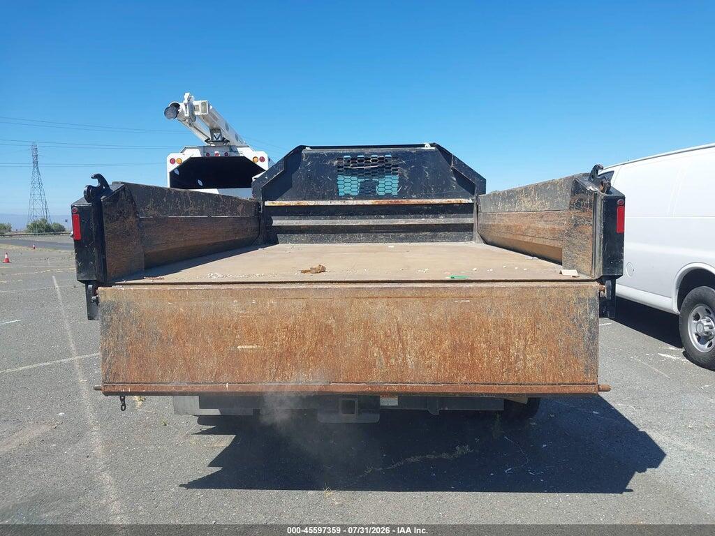 1FDUF5GT4HEF17518 2017 FORD F-550 CHASSIS photo no. 8