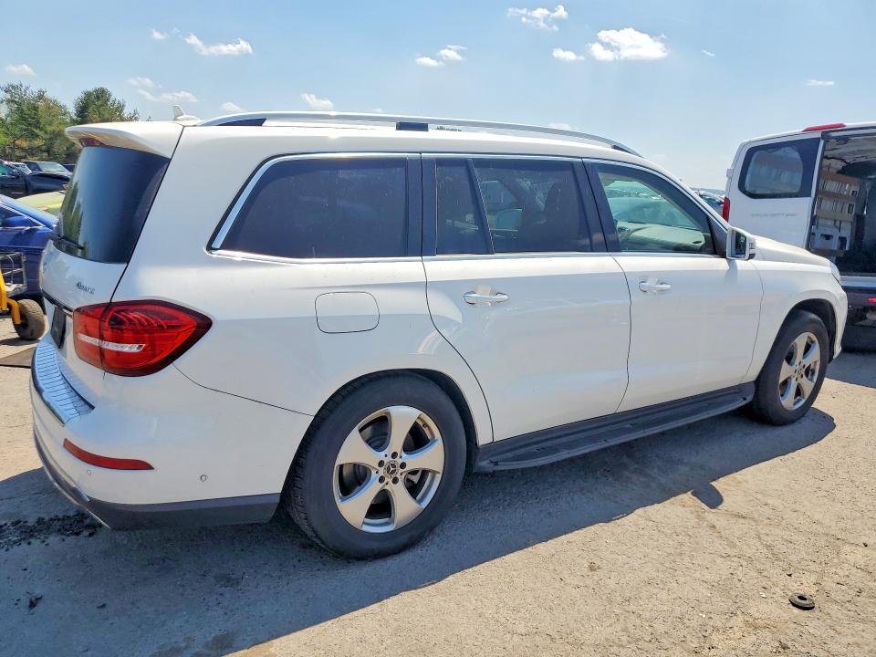 2017 MERCEDES-BENZ GLS 450 4MATIC — Фото 3 из 13