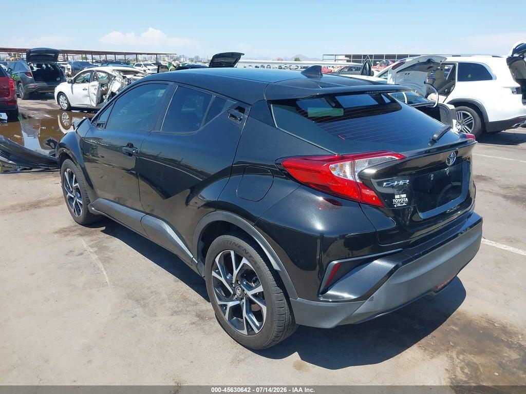 NMTKHMBX0JR034603 2018 TOYOTA C-HR photo no. 3