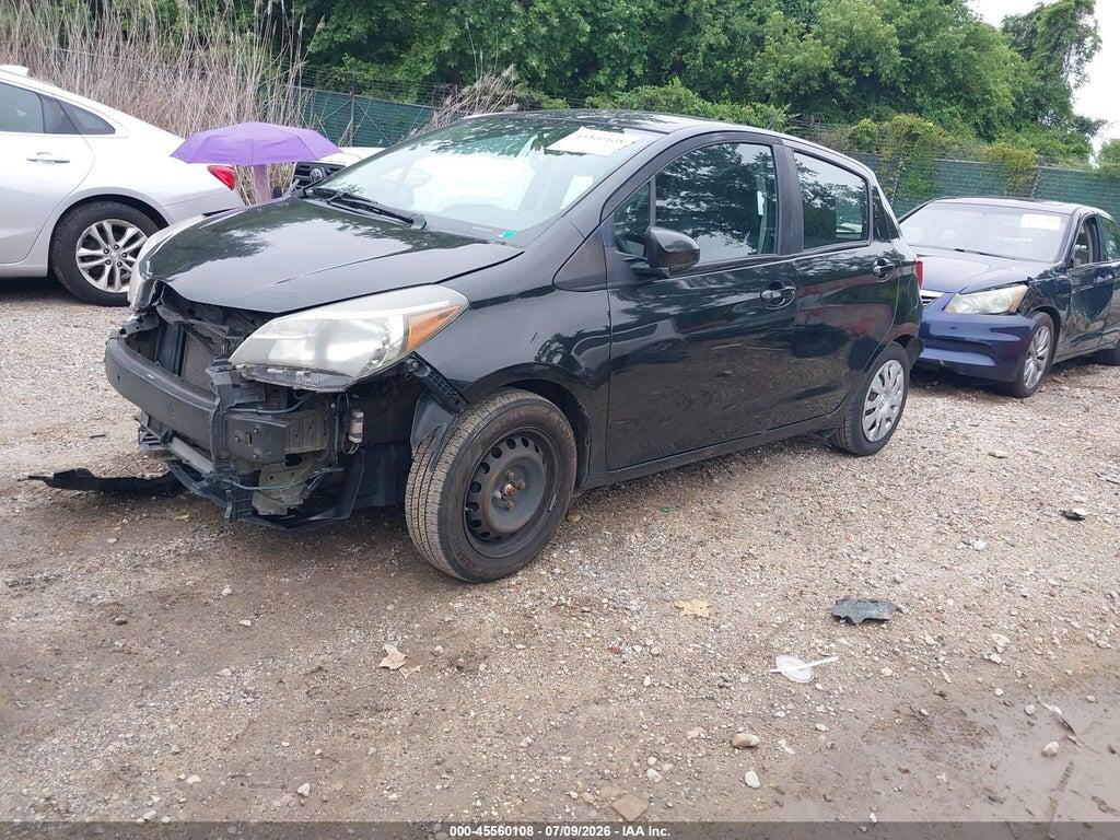 VNKKTUD37FA030280 2015 TOYOTA YARIS photo no. 2