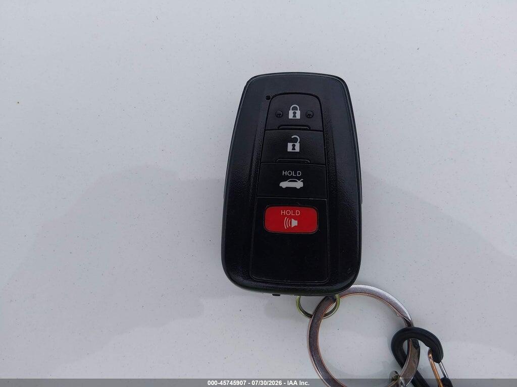 4T1B11HK1JU041258 2018 TOYOTA CAMRY photo no. 11