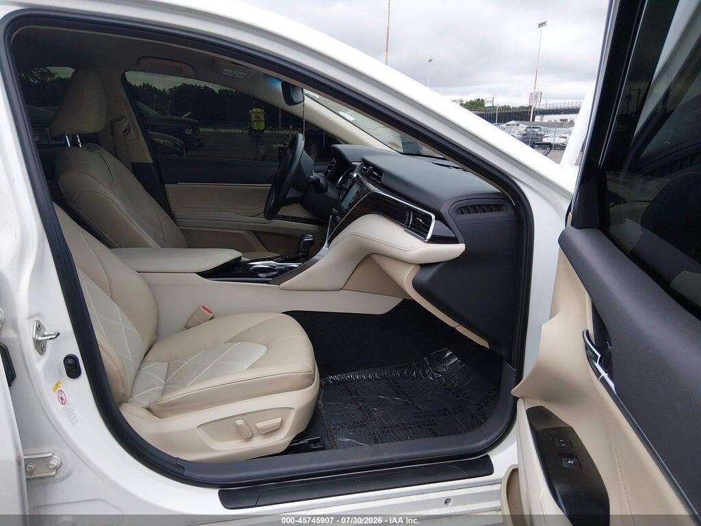 4T1B11HK1JU041258 2018 TOYOTA CAMRY photo no. 5