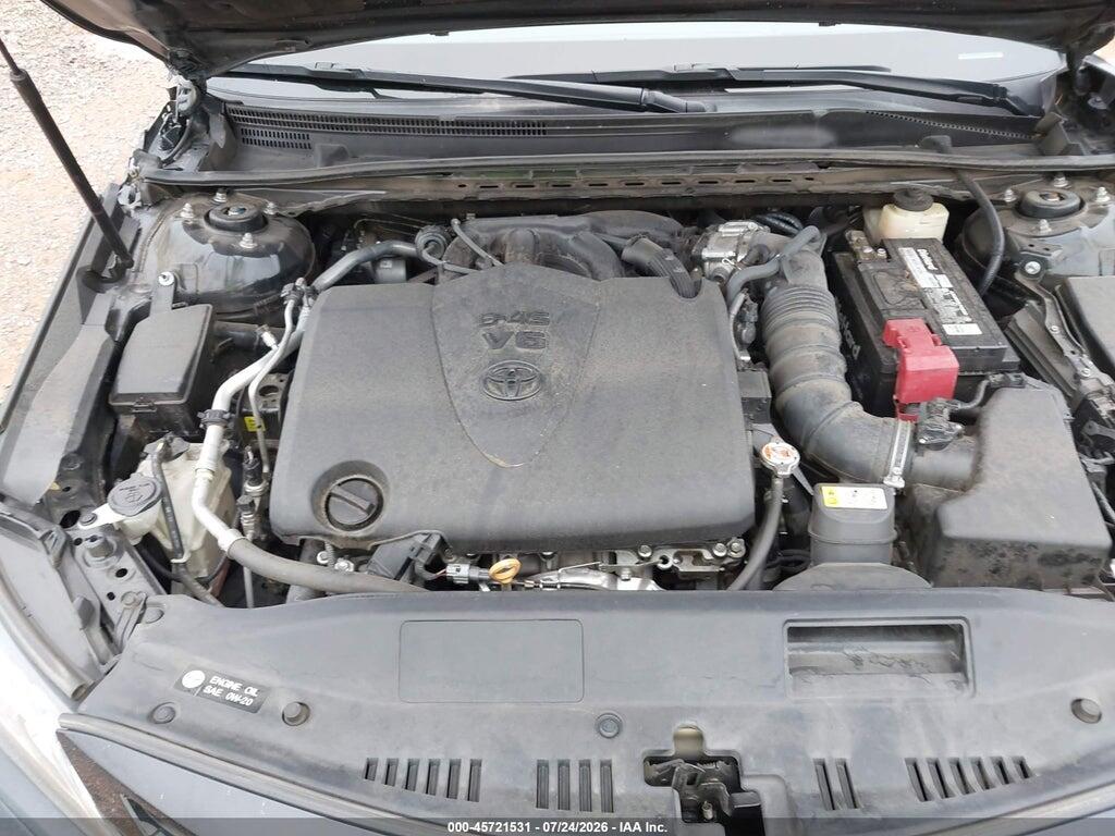 4T1BZ1HK4JU012071 2018 TOYOTA CAMRY photo no. 10