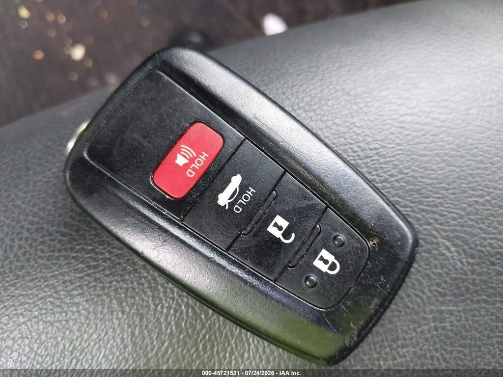 4T1BZ1HK4JU012071 2018 TOYOTA CAMRY photo no. 11