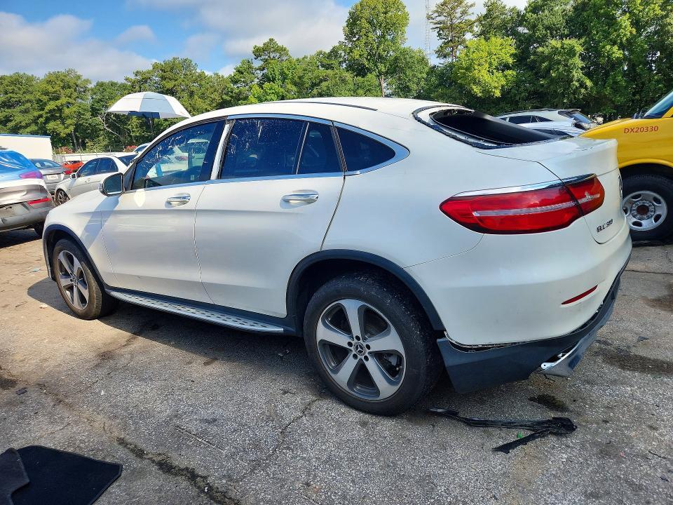2017 MERCEDES-BENZ GLC COUPE 300 4MATIC — Фото 2 из 12