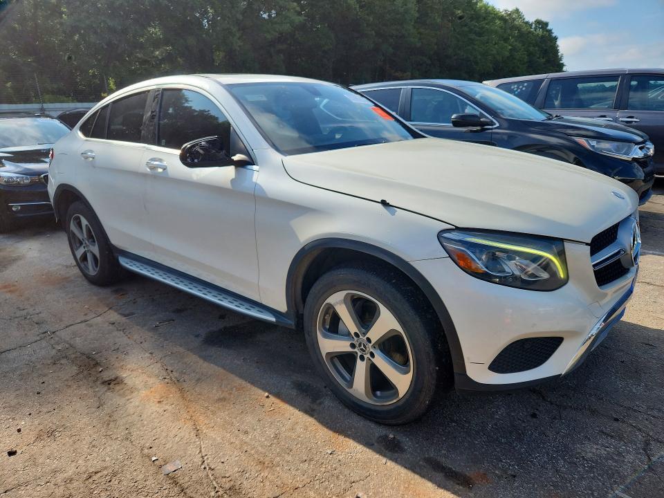 2017 MERCEDES-BENZ GLC COUPE 300 4MATIC — Фото 4 из 12